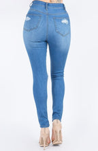 Load image into Gallery viewer, Ava Skinny Distressed Jeans
